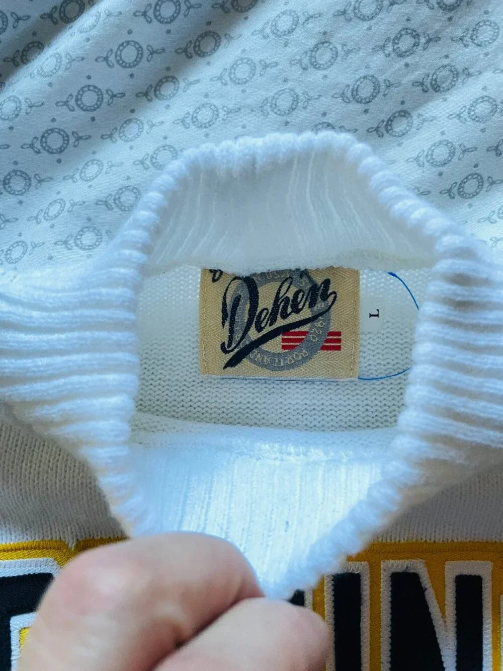 Dehen 1920 Classic Cheer Cheerleader Sweater Large Made In USA UCLA Bruins Gold